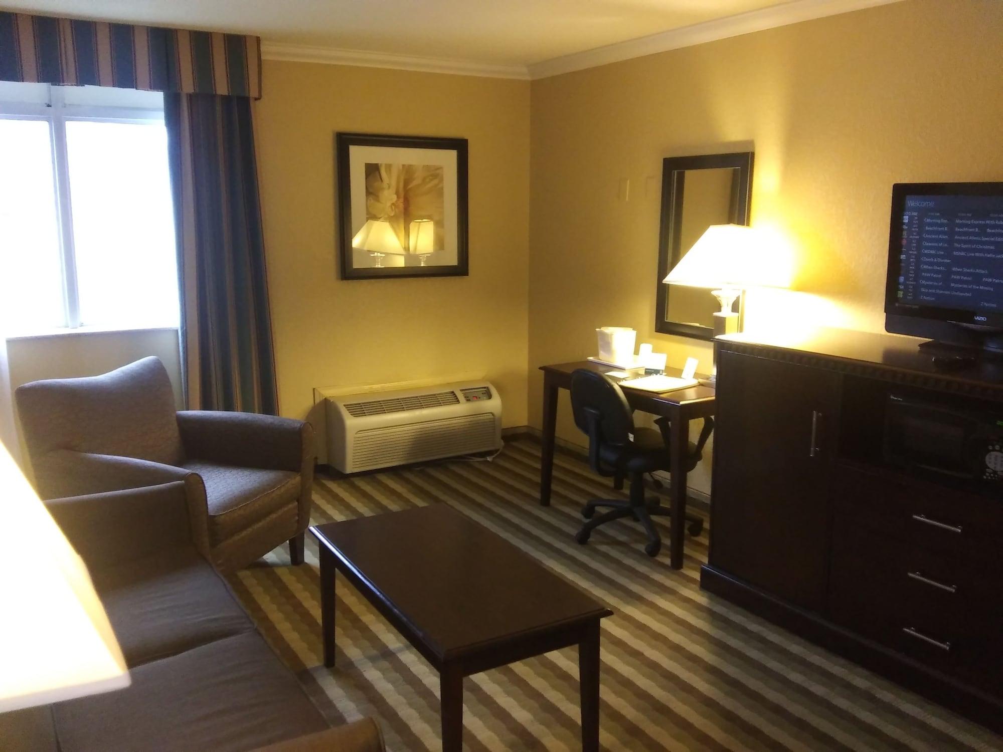 Quality Inn And Suites Fairgrounds - Syracuse Seneca Knolls Eksteriør billede