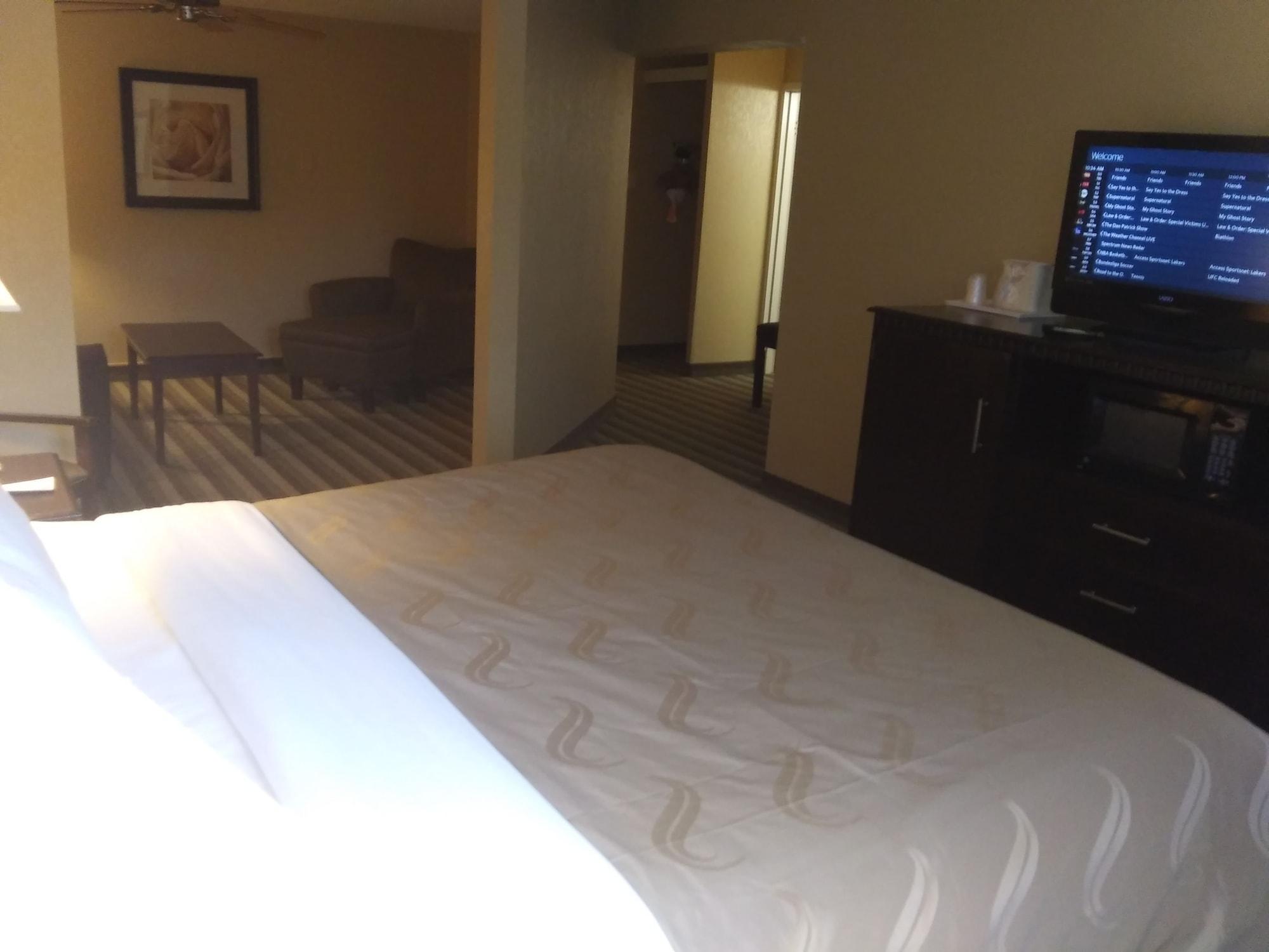 Quality Inn And Suites Fairgrounds - Syracuse Seneca Knolls Eksteriør billede