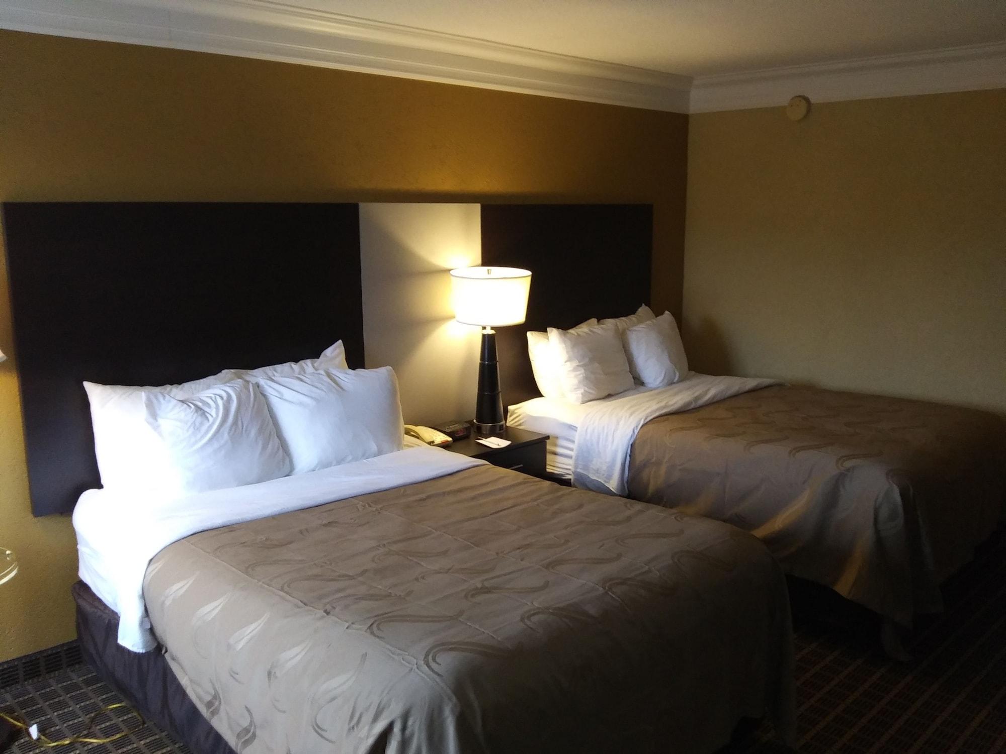 Quality Inn And Suites Fairgrounds - Syracuse Seneca Knolls Eksteriør billede