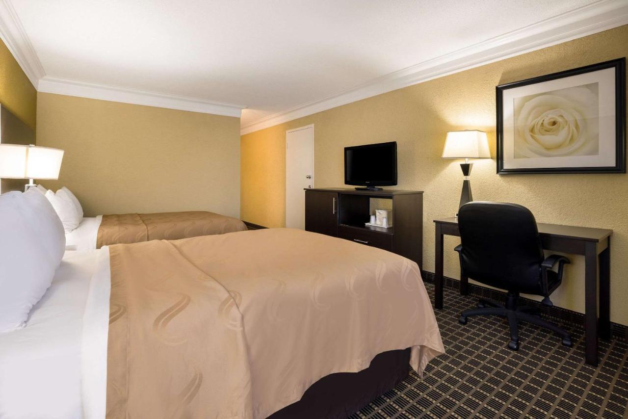 Quality Inn And Suites Fairgrounds - Syracuse Seneca Knolls Eksteriør billede